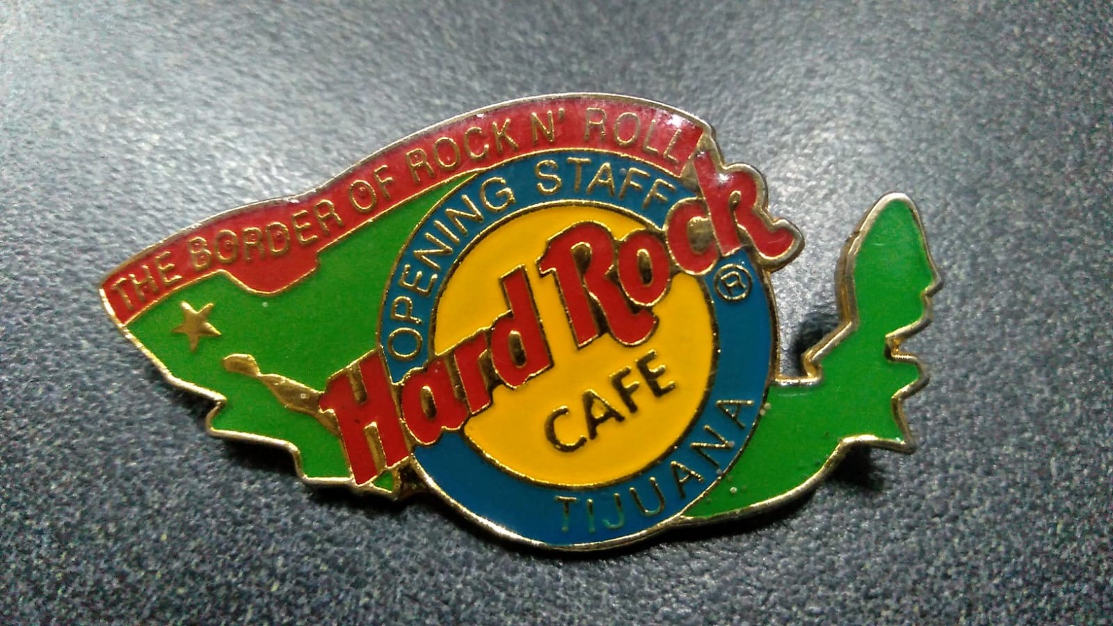 Hard Rock Cafe original opening staff Pin (Front)
